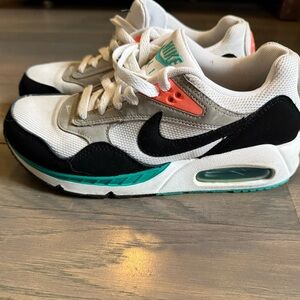 Nike ' Air Max Sneakers women’s 7 - White and Black